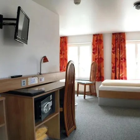 Pensjonat Gaestehaus Sonne Bütschwil