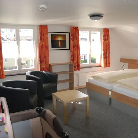 ゲストハウス Gaestehaus Sonne 3*